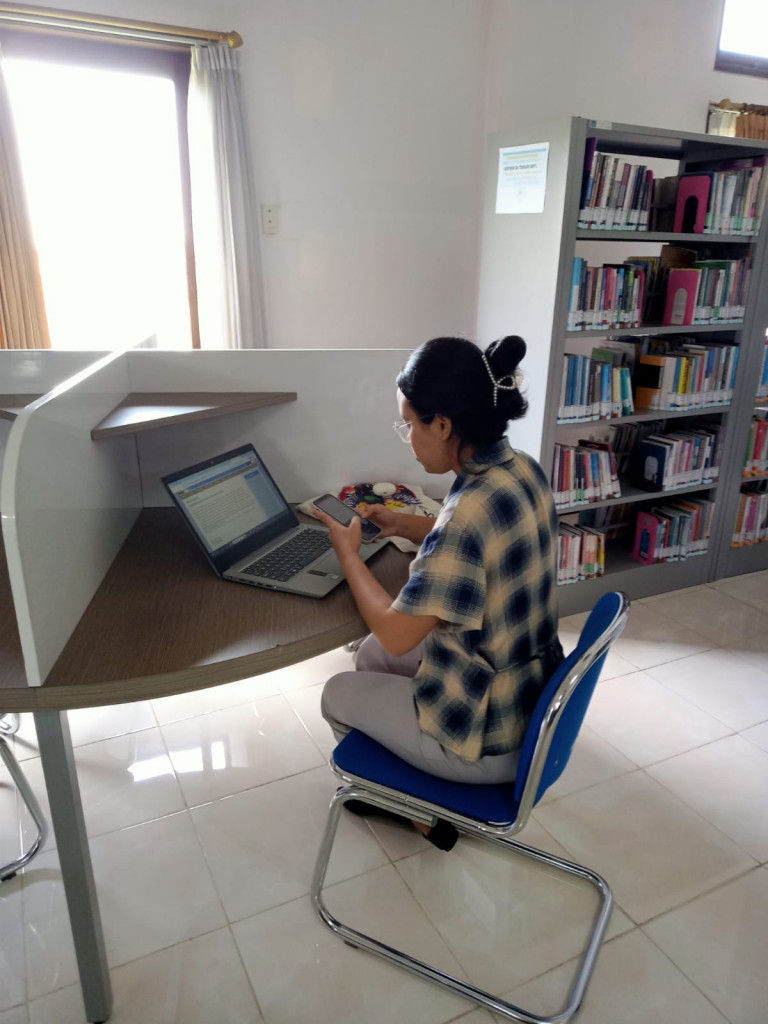 Kunjungan ke Perpustakaan Sebagai Pusat Informasi